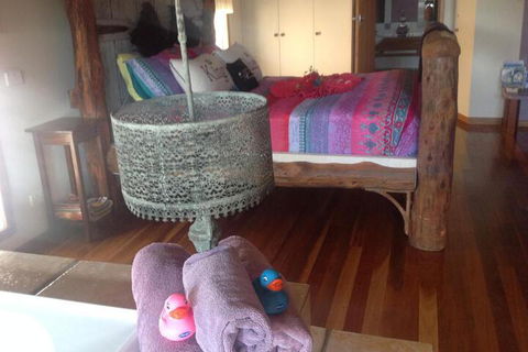 Ditto Daddys - Accommodation Cairns 2