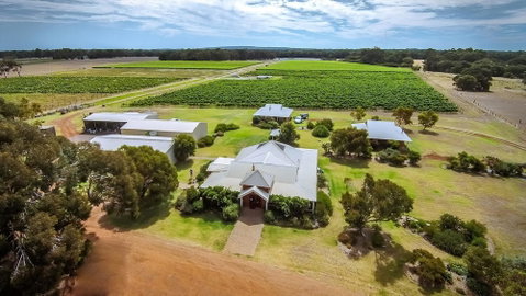 Adinfern Estate - Accommodation Cairns 6