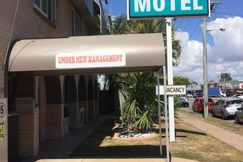 Paradise Lodge Motel - Accommodation Cairns 1