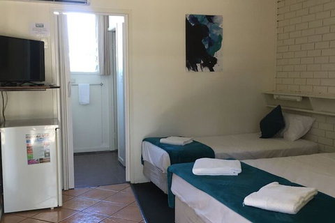 Paradise Lodge Motel - Accommodation Cairns 5