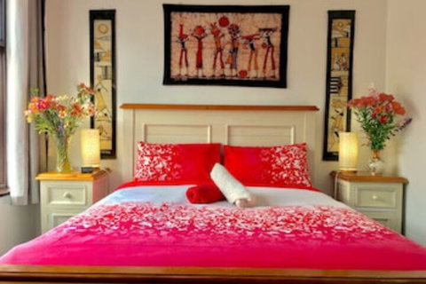 Hobarts Accommodation & Hostel - Accommodation Cairns 0