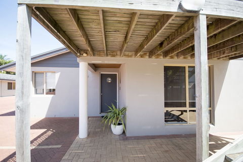 Archipelago Apartments - Accommodation Cairns 2