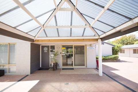 Archipelago Apartments - Accommodation Cairns 5