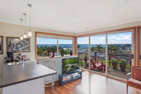 Monaro Cottage - Accommodation Cairns 5