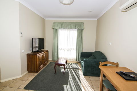 Green Gables Motel - Accommodation Cairns 4
