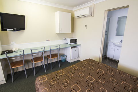 Green Gables Motel - Accommodation Cairns 3