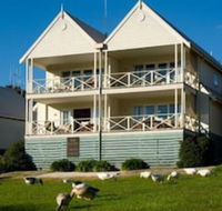 Lakeside Suites 1 - Accommodation Cairns