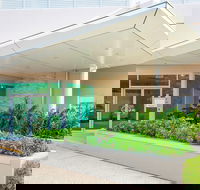 Beachlife Holiday Apartments - Accommodation Cairns