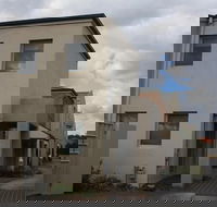 Grand Manor Motor Inn - Queanbeyan - Accommodation Cairns