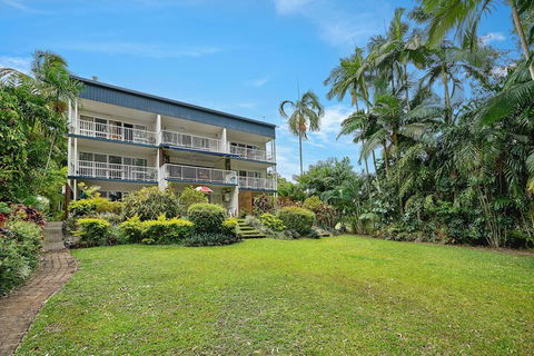 Beach Haven Apartments - Accommodation Cairns 1