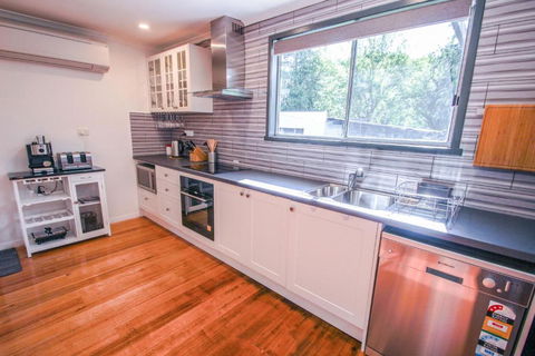 Bianconero - Accommodation Cairns 1