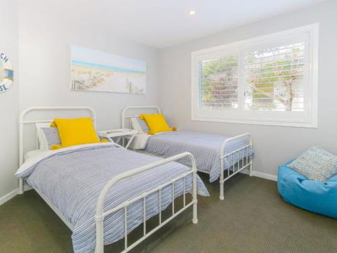 Beach Views On Marine 3 / 26 Marine Parade - Accommodation Cairns 4