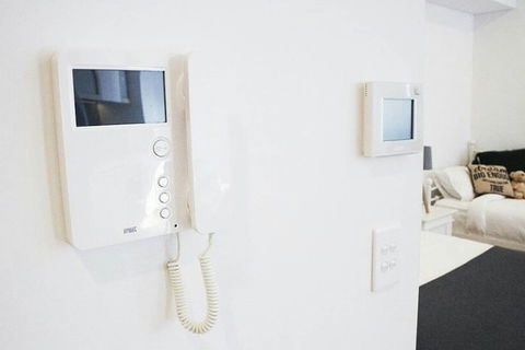 B08-darling Harbour Studio - Accommodation Cairns 0