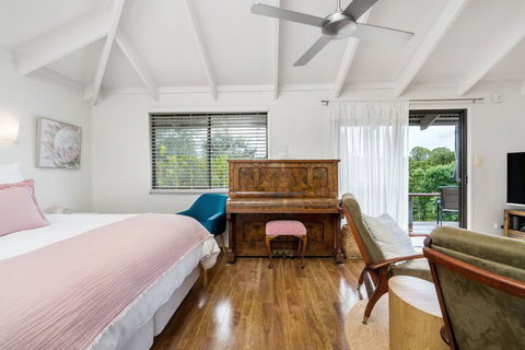 Twin Tallows - Accommodation Cairns 1