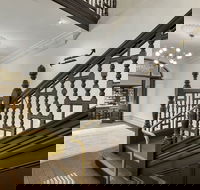 Farmers Home Hotel - Accommodation Cairns