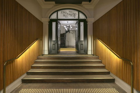Farmers Home Hotel - Accommodation Cairns 2
