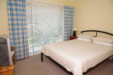 Breakers 1 13 East Street - Accommodation Cairns 5