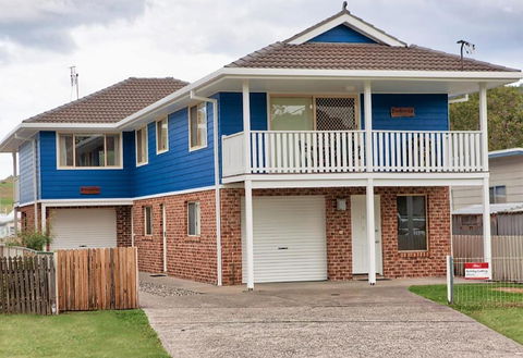 Bimbimbi 1 11 Willow Street - Accommodation Cairns 1