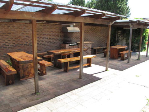 Big Trout Motel - Accommodation Cairns 1