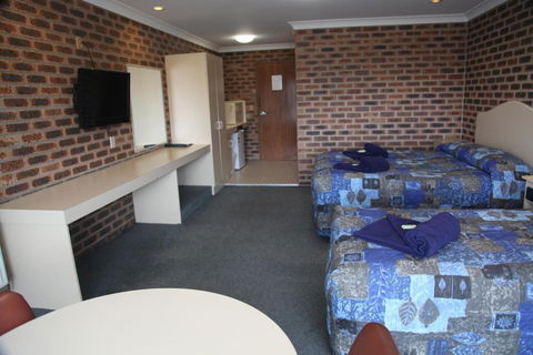 Big Trout Motel - Accommodation Cairns 6