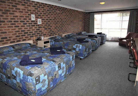 Big Trout Motel - Accommodation Cairns 4
