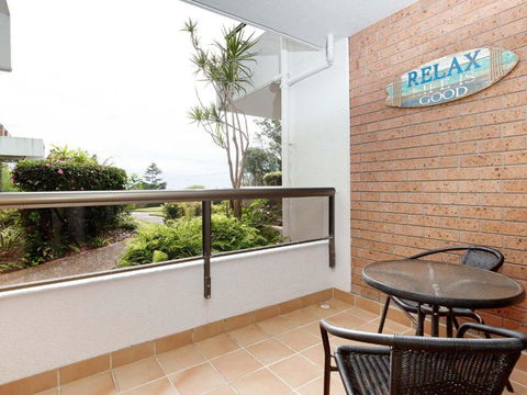 14 The Commodore 9 11 Donald Street Unit In The Heart Of Town With Views & WIFI - Accommodation Cairns 3