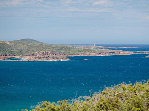 Beach House 7 26 One Mile Close Air Conditioned Wifi Foxtel Linen - Accommodation Cairns 3