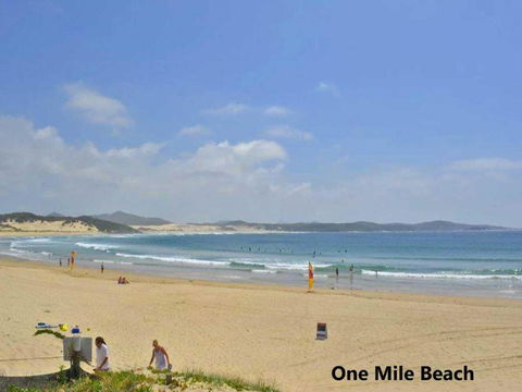 Beach House 7 26 One Mile Close Air Conditioned Wifi Foxtel Linen - Accommodation Cairns 2