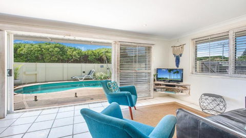 Barefoot In Lennox WiFi Foxtel Pool - Accommodation Cairns 4