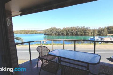 Braemar 7 On The Lake! - Accommodation Cairns 5