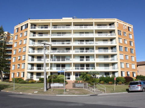 Beachpoint 403 On The Beach! - Accommodation Cairns 2