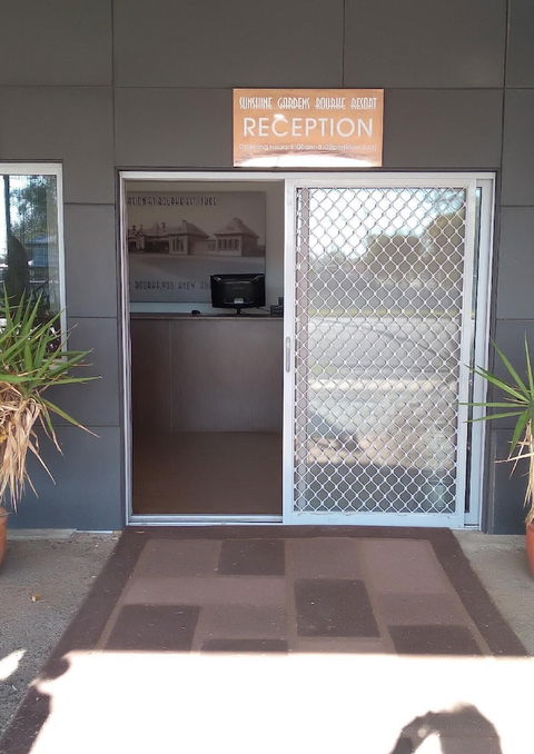 Sunshine Gardens Bourke Resort - Accommodation Cairns 5