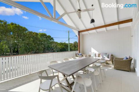 Mudjimba Island Beach House - Accommodation Cairns 6