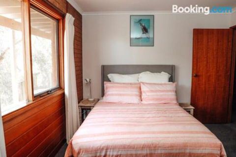Banksia Beach House - Accommodation Cairns 2