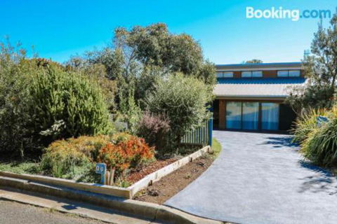 Banksia Beach House - Accommodation Cairns 5