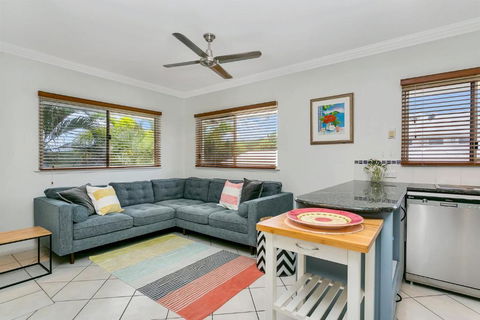 Lilyfield Apartments Two Bedroom Apartment - Accommodation Cairns 3