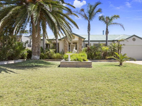 DIAMOND BAY RETREAT SORRENTO - Accommodation Cairns 5