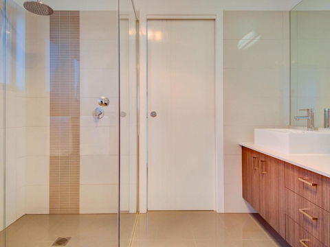 Bayside Views - Accommodation Cairns 4