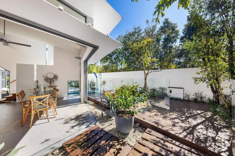 Ultimate Light & Space Noosa Heads - Accommodation Cairns 4