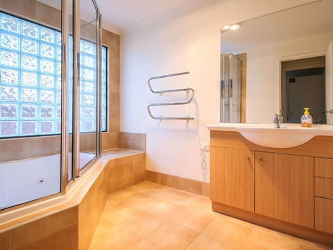Blue Haven - Accommodation Cairns 2