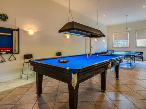 Cuttriss By The Beach - Accommodation Cairns 2