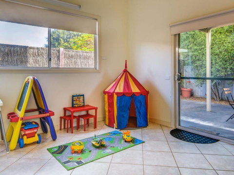 Cuttriss By The Beach - Accommodation Cairns 1