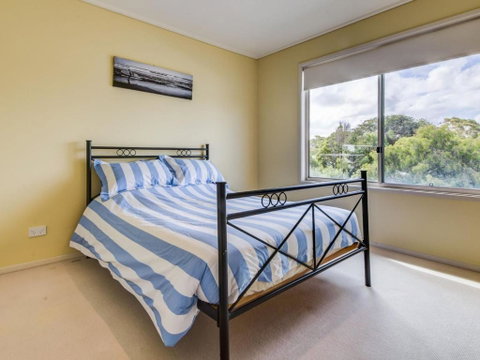 Cuttriss By The Beach - Accommodation Cairns 3