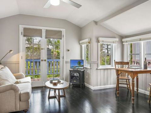 Cottage 3 Hyams Beach Seaside Cottages - Accommodation Cairns 4