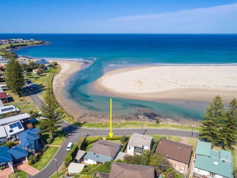 THE BEACH HOUSE Gerroa 4pm Check Out Sundays - Accommodation Cairns 0