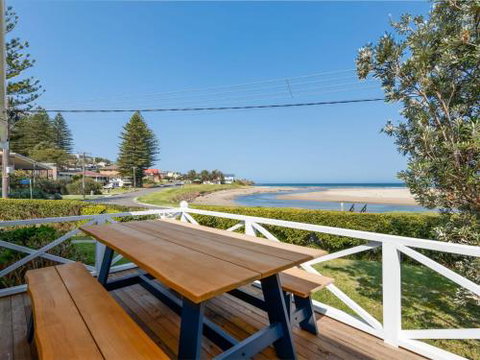 THE BEACH HOUSE Gerroa 4pm Check Out Sundays - Accommodation Cairns 4