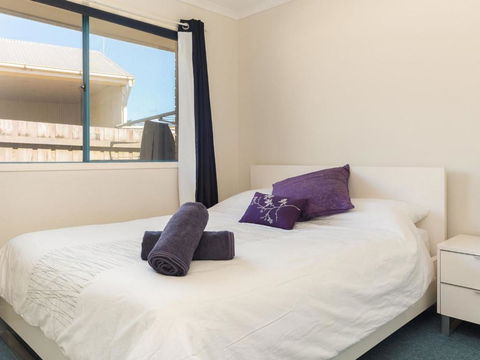Back Beach Retreat - Accommodation Cairns 1