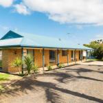 Back Beach Retreat - Accommodation Cairns 0