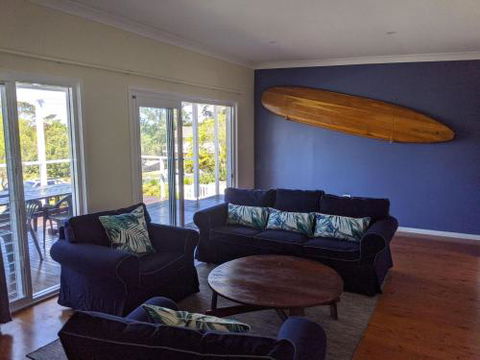 Seagrass Beach House At Hyams 4pm Check Out Sundays - Accommodation Cairns 2
