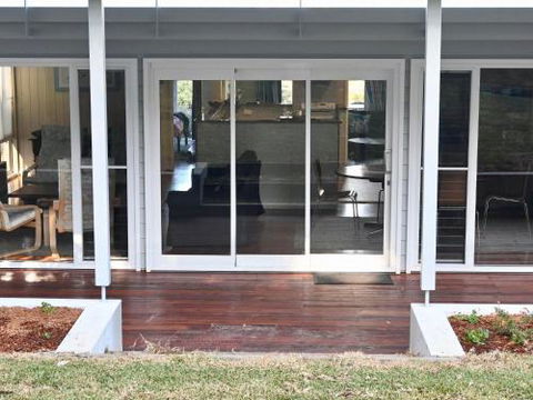 Seagrass Beach House At Hyams 4pm Check Out Sundays - Accommodation Cairns 3
